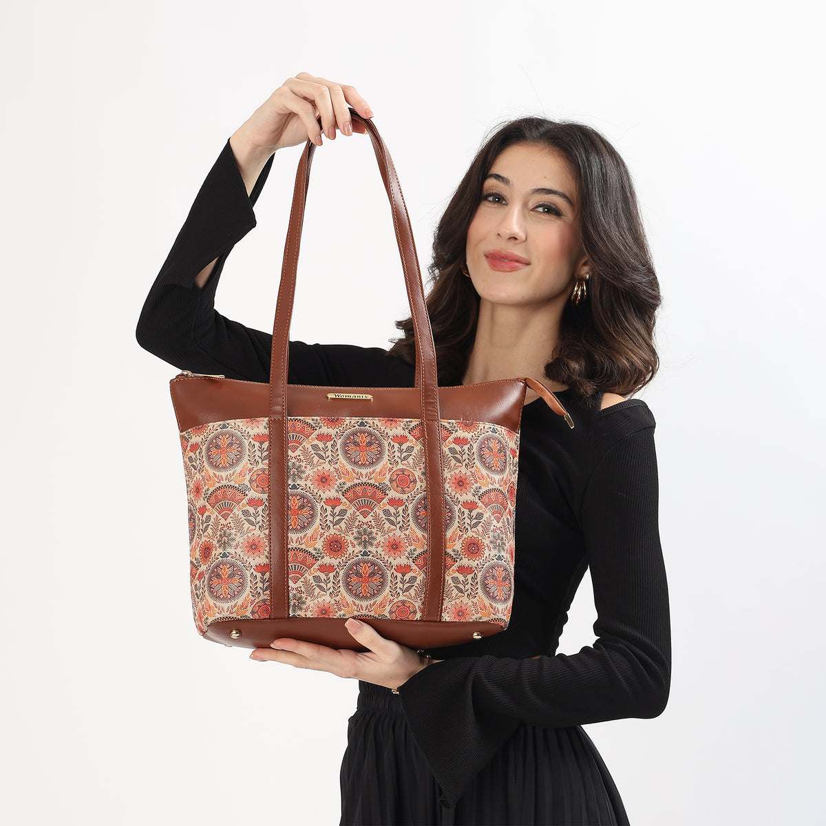 Womanix Shoulder Bag for Daily Use,with Decorative Arch Pattern Design